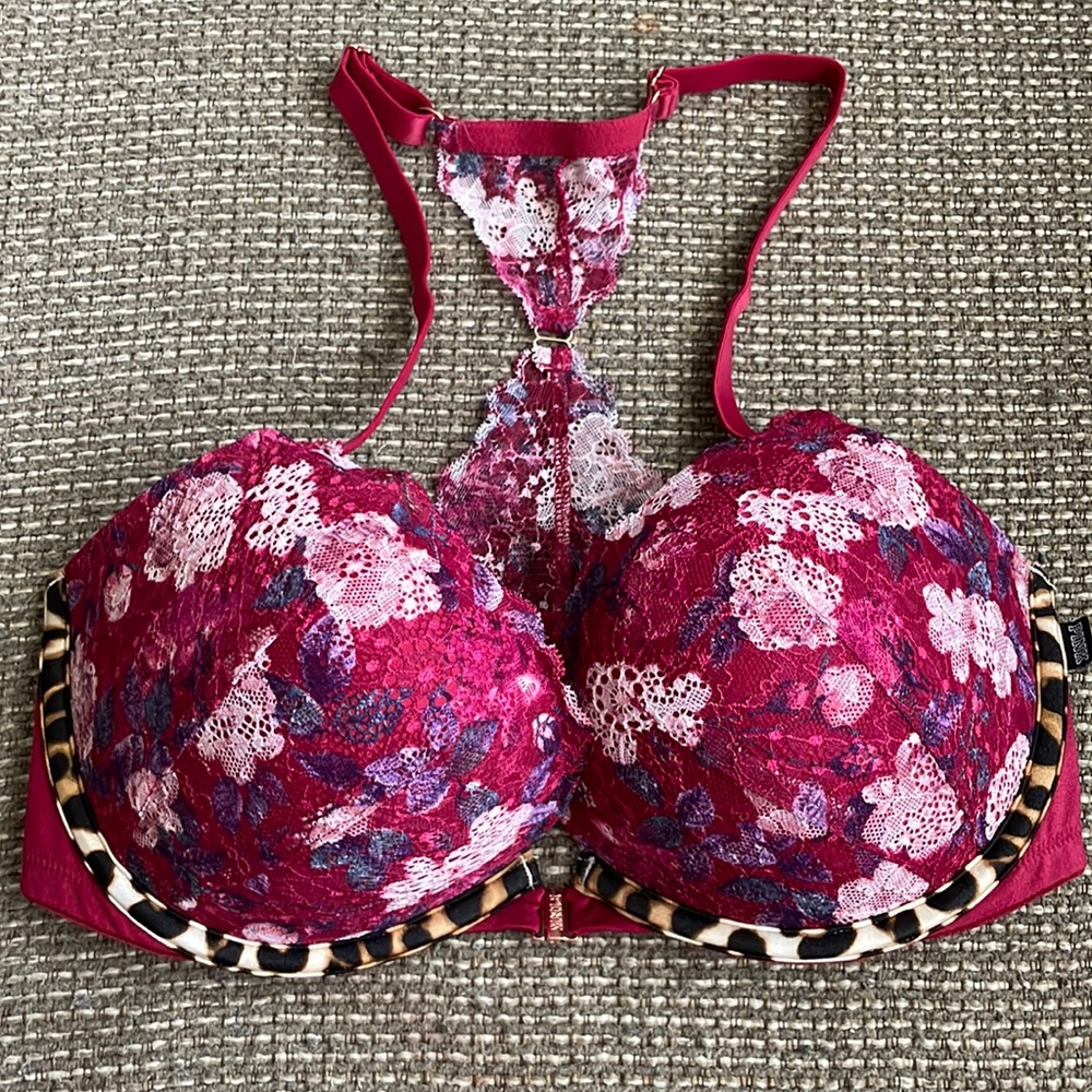 Victoria’s Secret bra